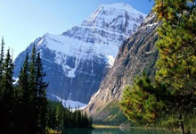 雷火电竞在线-拜仁封神夜！数据铁幕锁死姆巴佩，欧冠登顶的终极密码