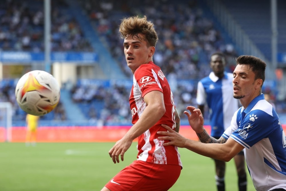 雷火电竞网站-关于佩斯卡拉队惨遭失利，凯尔特人队表现平平的信息