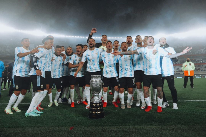 雷火电竞合作-人队重现神勇，赢得冠军希望再度激活