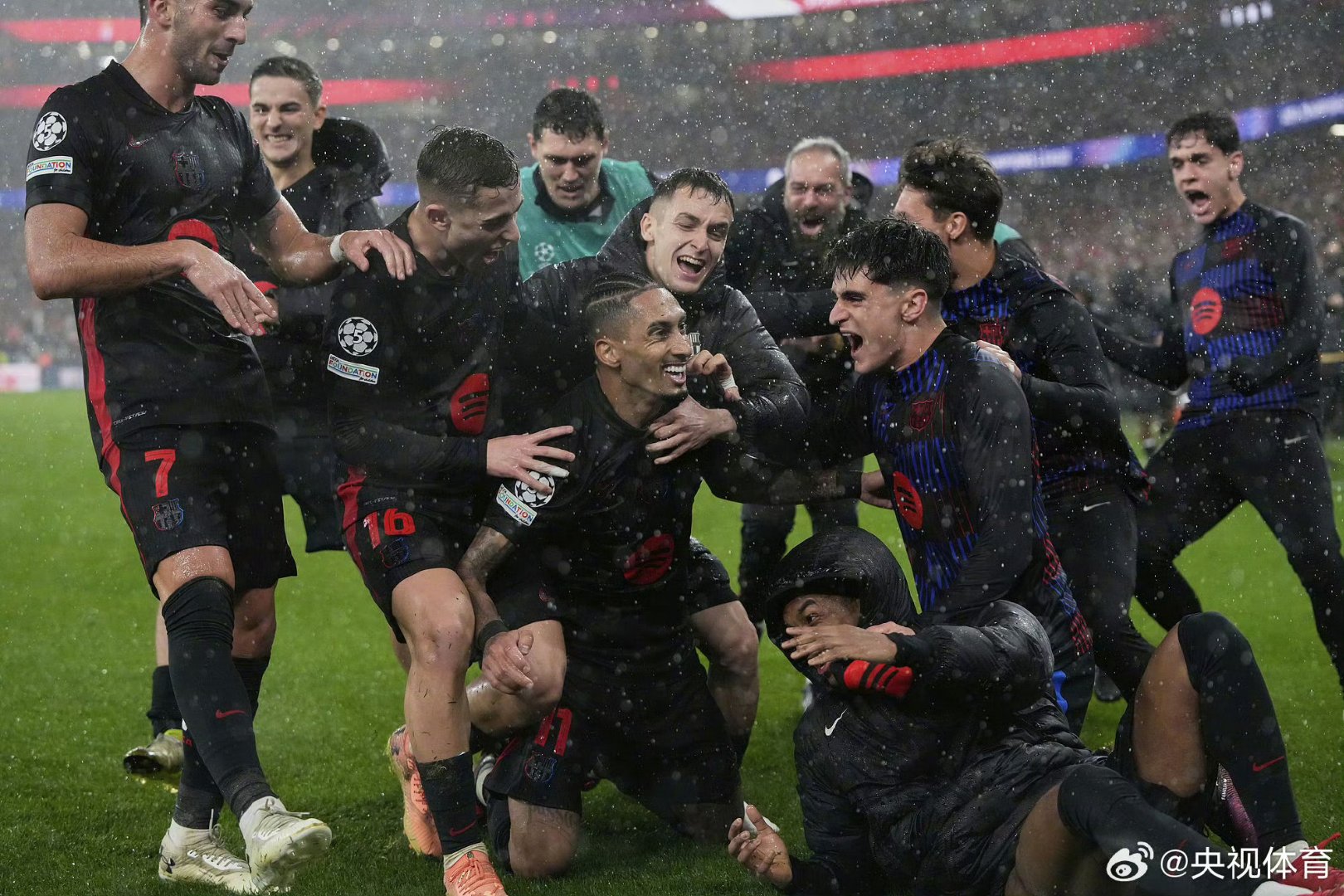 关于比勒费尔德主场不敌对手，遭遇连败的信息