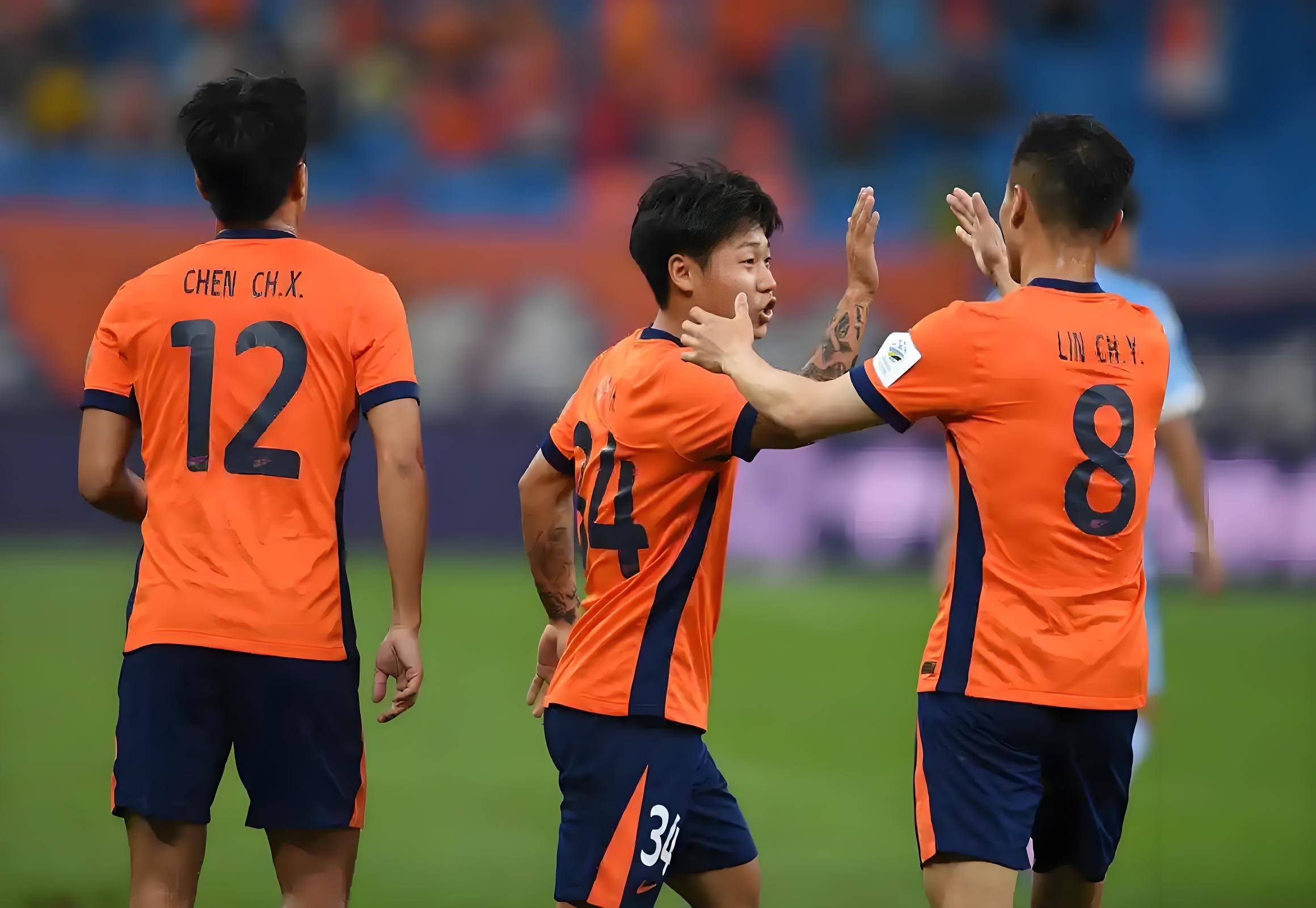 教练组对球员状态有信心,调整战术备战 教练组对球员状态有信心,调整战术备战