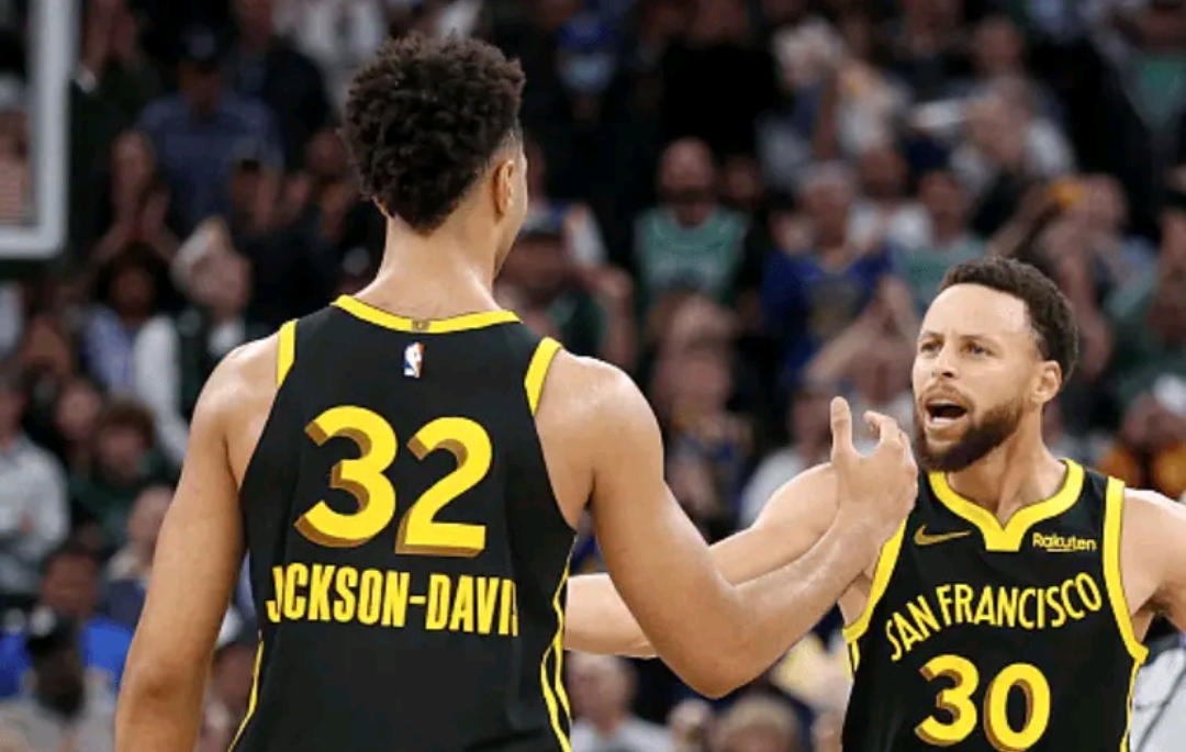 凯尔特人鏖战山西队，克莱带队取胜